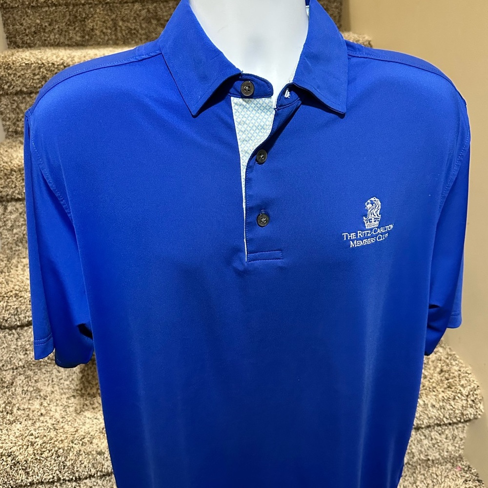 *FootJoy FJ* golf ⛳️ polo shirt - M - But Runs Big… Ritz Carlton!